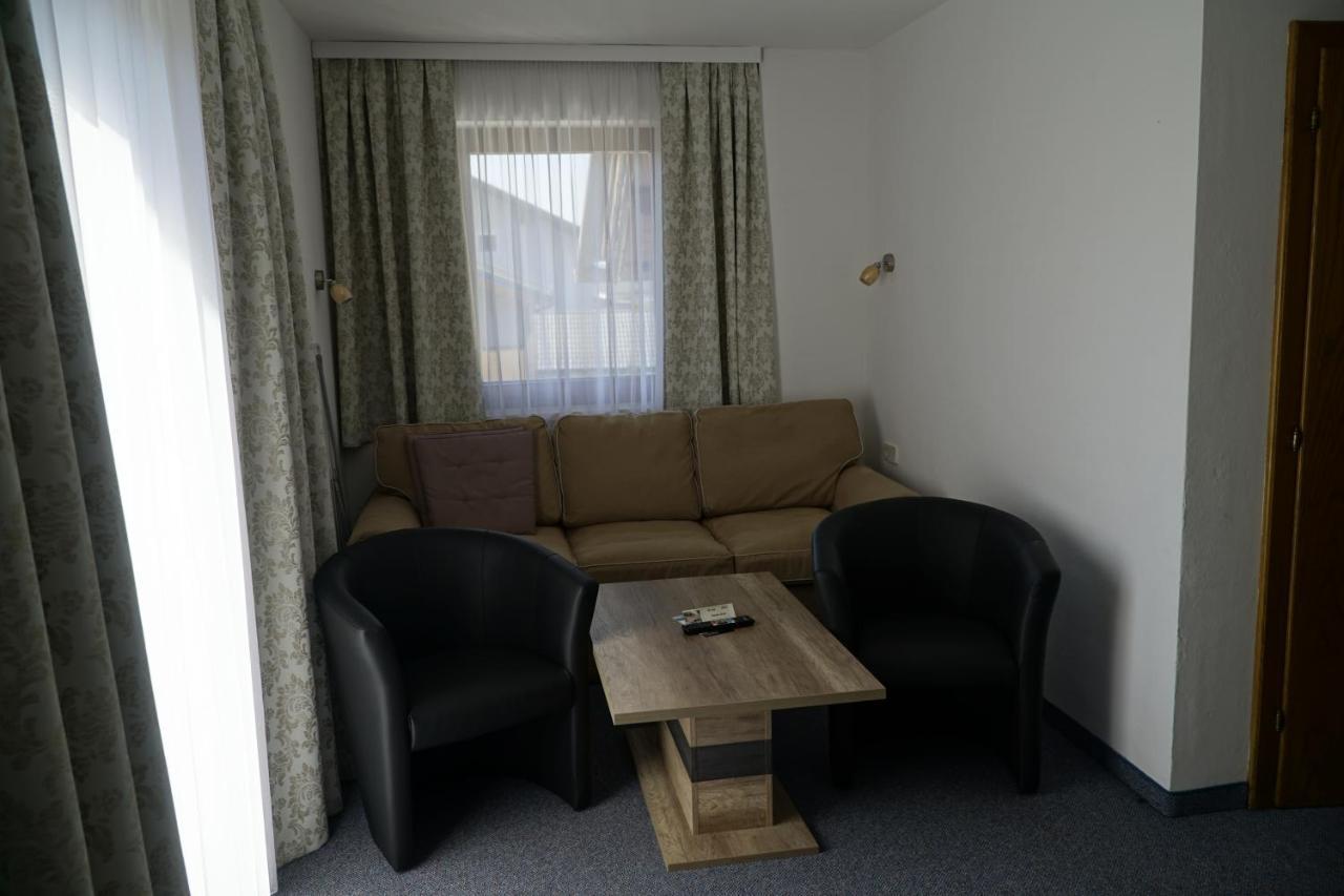 Pension-Ferienwohnung Rotar فاك ام سي المظهر الخارجي الصورة