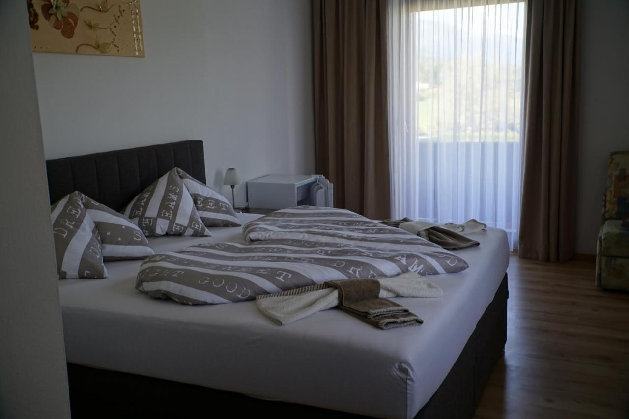 Pension-Ferienwohnung Rotar فاك ام سي المظهر الخارجي الصورة