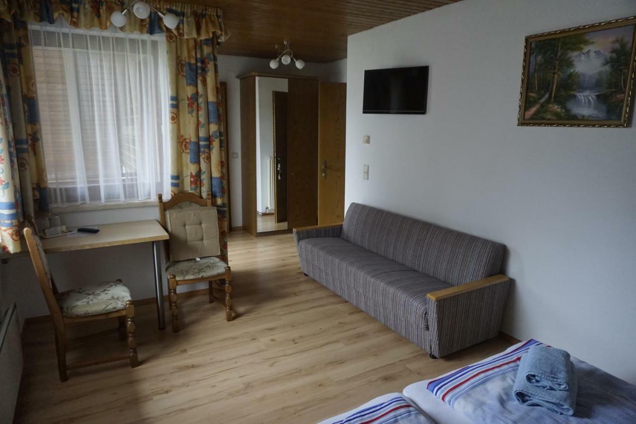 Pension-Ferienwohnung Rotar فاك ام سي المظهر الخارجي الصورة